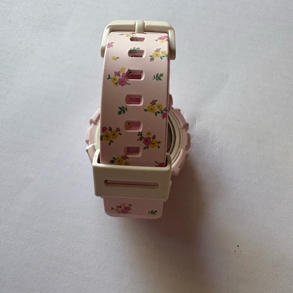 Casio Baby-G Little Sunny Chicks limited edition watch from Japan - Picture 7 of 13